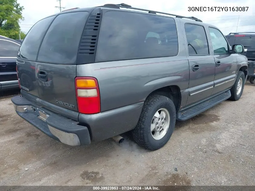 2000 Chevrolet Suburban C1500 VIN: 3GNEC16T2YG163087 Lot: 39923953