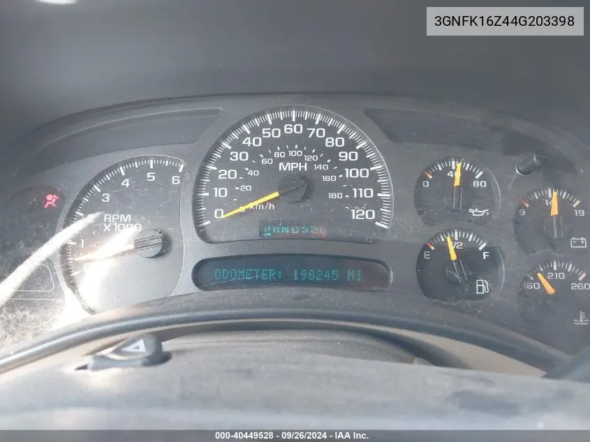 3GNFK16Z44G203398 2004 Chevrolet Suburban