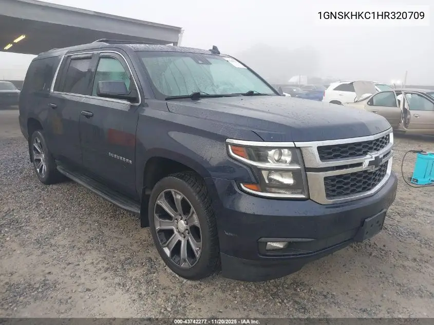 1GNSKHKC1HR320709 2017 Chevrolet Suburban Lt