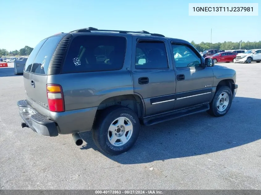 2001 Chevrolet Tahoe Ls VIN: 1GNEC13T11J237981 Lot: 40173963