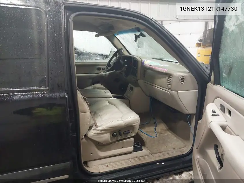 1GNEK13T21R147730 2001 Chevrolet Tahoe Lt