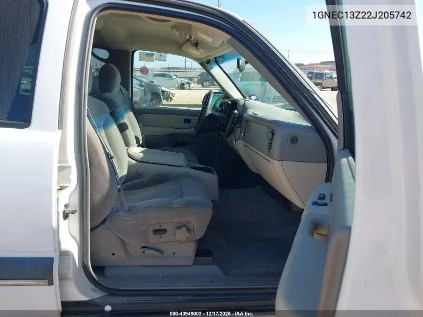 1GNEC13Z22J205742 2002 Chevrolet Tahoe Ls