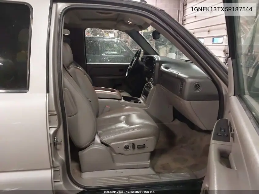 1GNEK13TX5R187544 2005 Chevrolet Tahoe Z71