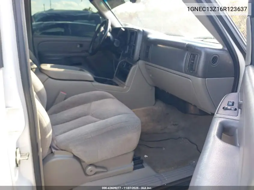 1GNEC13Z16R123637 2006 Chevrolet Tahoe Ls