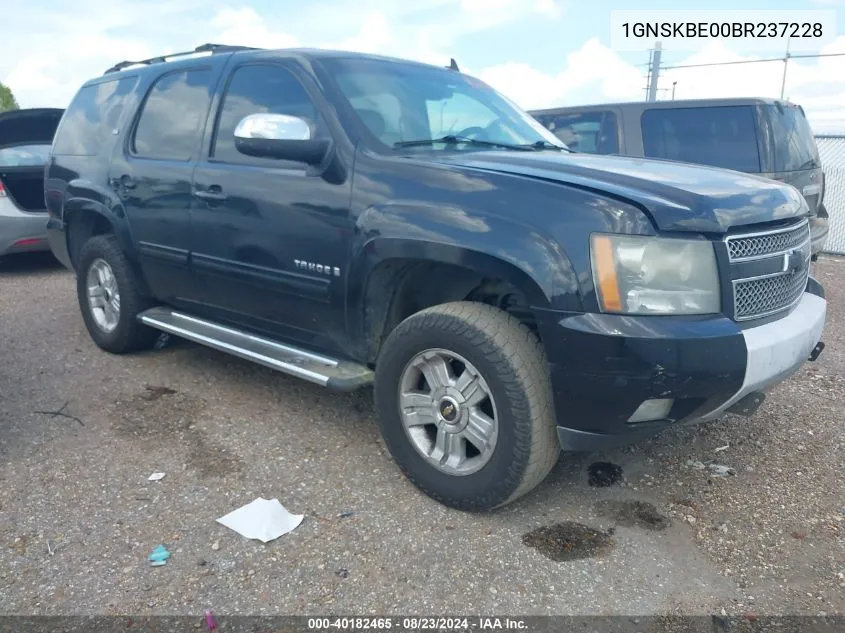 1GNSKBE00BR237228 2011 Chevrolet Tahoe Lt