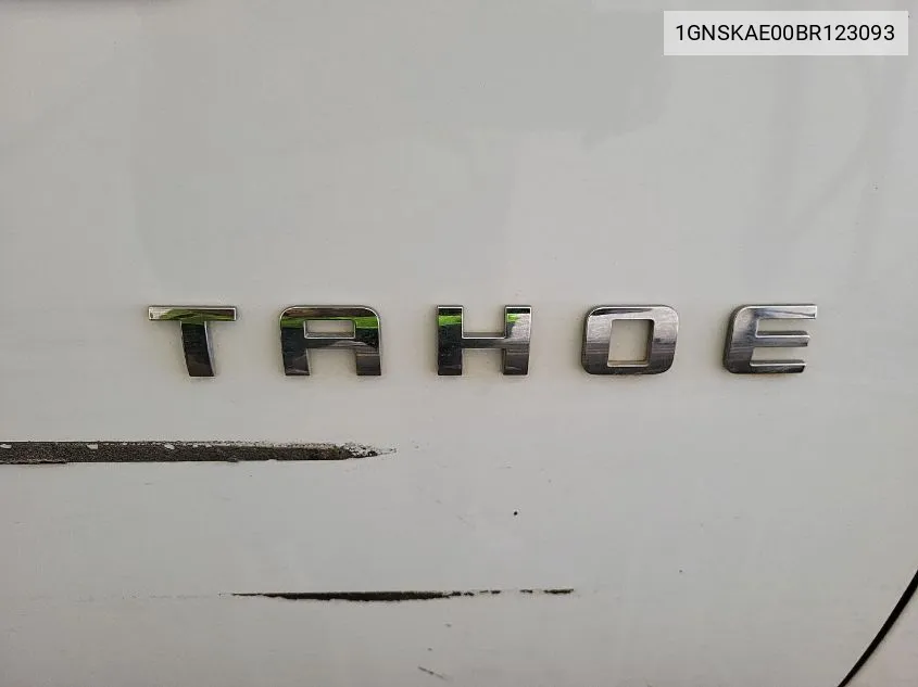 1GNSKAE00BR123093 2011 Chevrolet Tahoe Ls