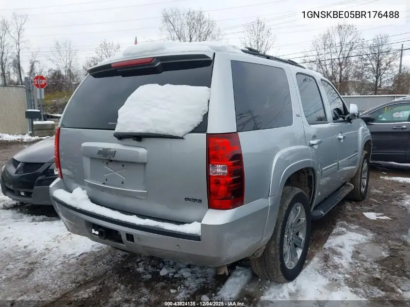 1GNSKBE05BR176488 2011 Chevrolet Tahoe Lt