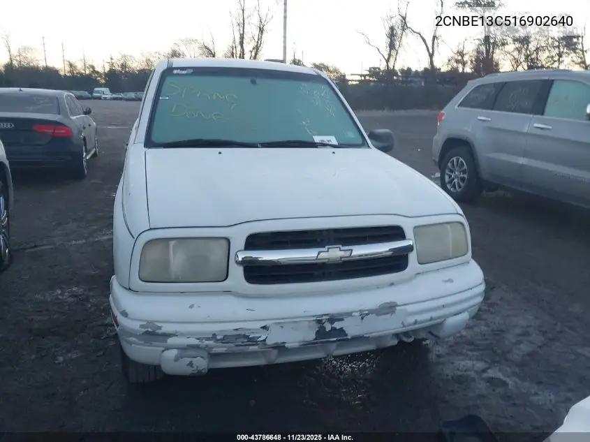 2CNBE13C516902640 2001 Chevrolet Tracker Hard Top Base
