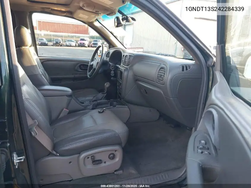 1GNDT13S242284339 2004 Chevrolet Trailblazer Lt