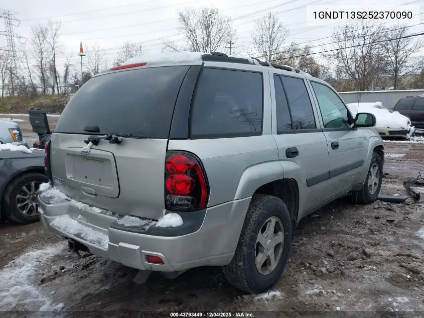 1GNDT13S252370090 2005 Chevrolet Trailblazer Ls