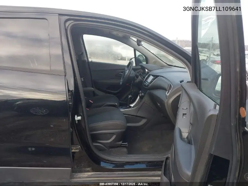 3GNCJKSB7LL109641 2020 Chevrolet Trax Fwd Ls