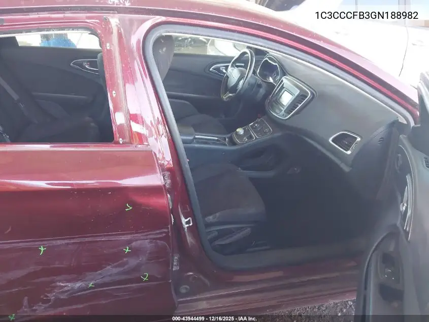 1C3CCCFB3GN188982 2016 Chrysler 200 Touring