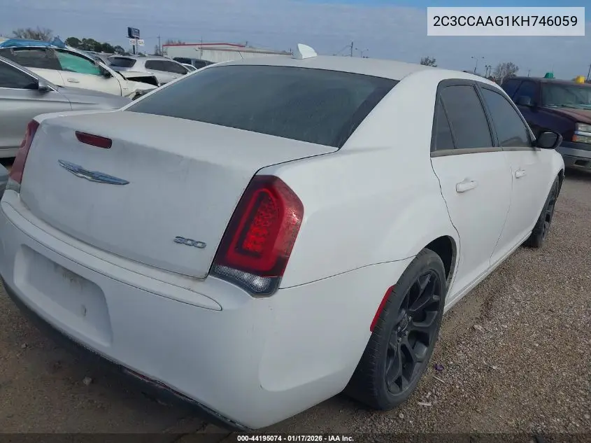 2C3CCAAG1KH746059 2019 Chrysler 300 Touring