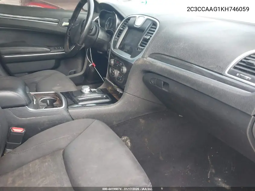 2C3CCAAG1KH746059 2019 Chrysler 300 Touring