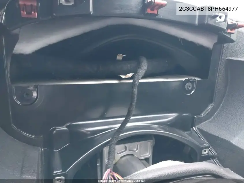 2C3CCABT8PH664977 2023 Chrysler 300