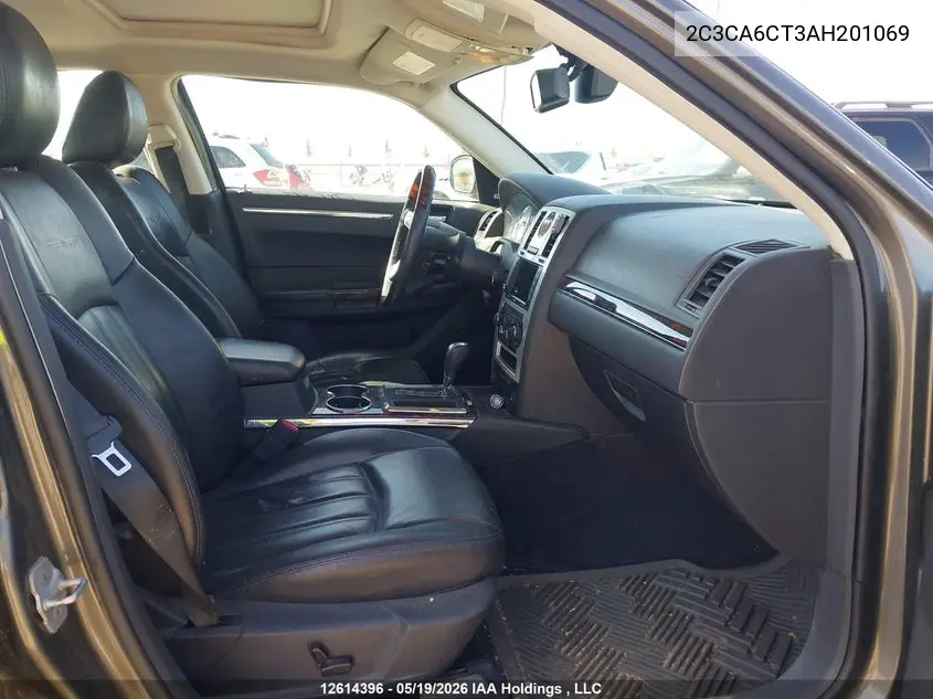 2010 Chrysler 300C VIN: 2C3CA6CT3AH201069 Lot: 12614396