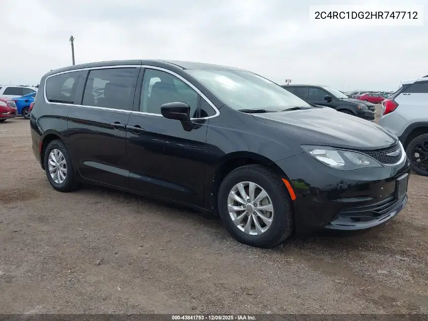 2C4RC1DG2HR747712 2017 Chrysler Pacifica Touring