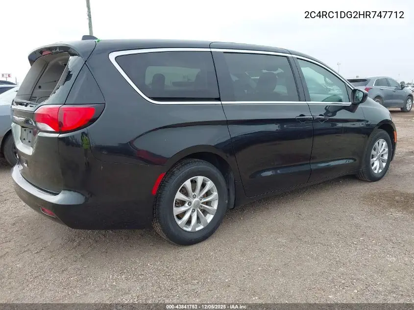 2C4RC1DG2HR747712 2017 Chrysler Pacifica Touring