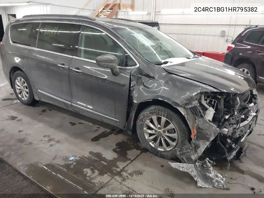 2C4RC1BG1HR795382 2017 Chrysler Pacifica Touring-L
