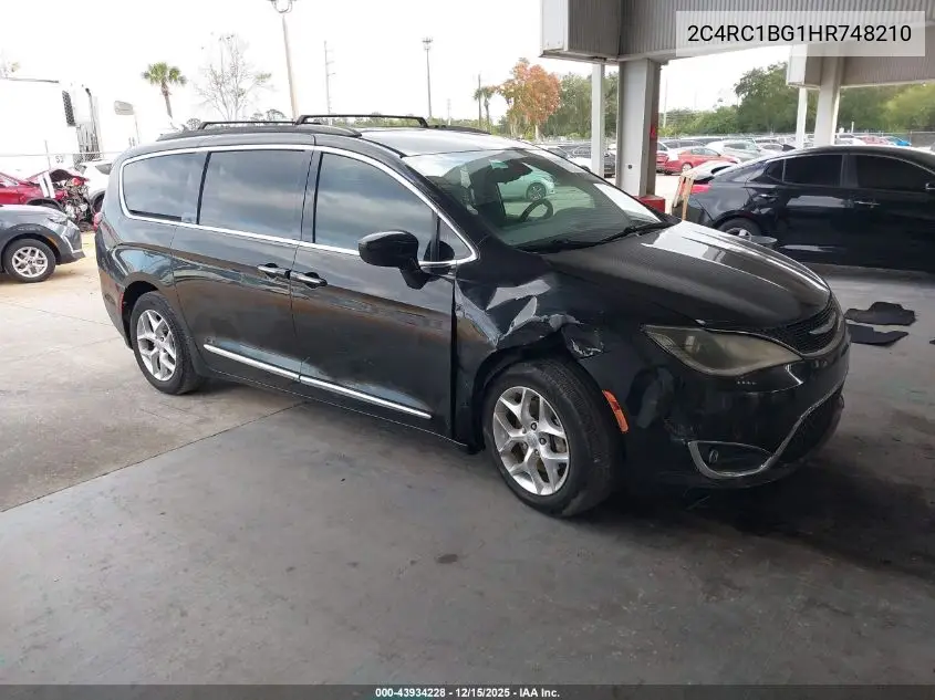 2C4RC1BG1HR748210 2017 Chrysler Pacifica Touring-L