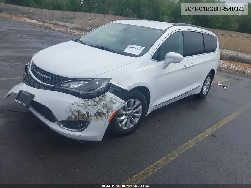 2C4RC1BG8HR540390 2017 Chrysler Pacifica Touring-L