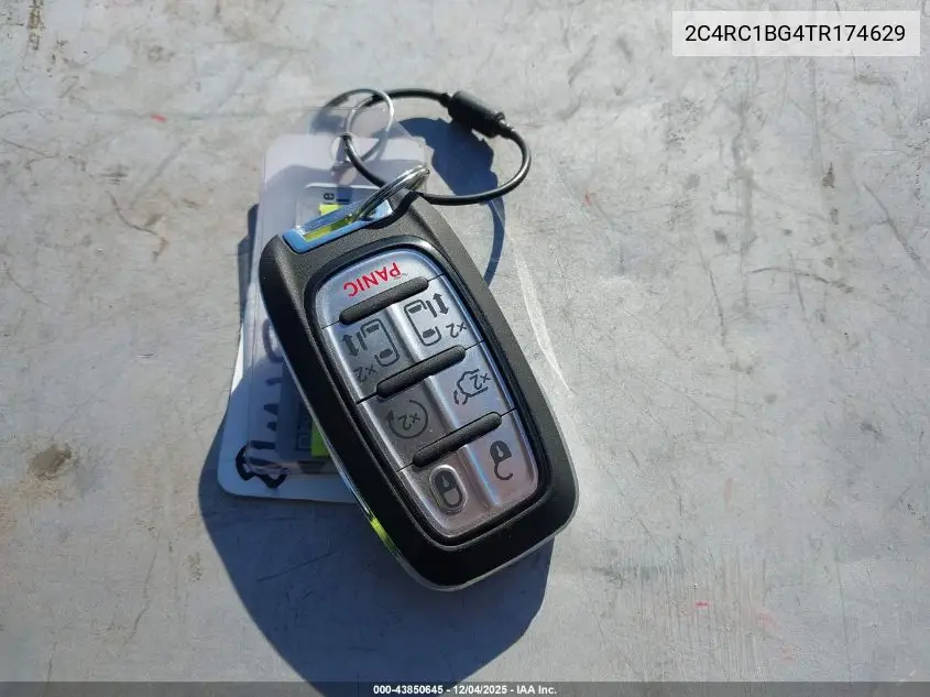 2C4RC1BG4TR174629 2026 Chrysler Pacifica Select