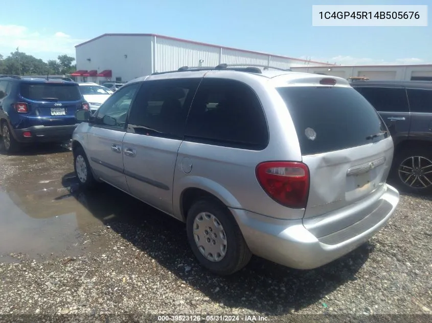 2004 Chrysler Town & Country VIN: 1C4GP45R14B505676 Lot: 39523126