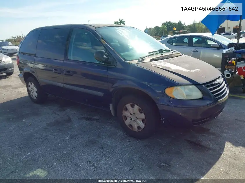 1A4GP45R46B561642 2006 Chrysler Town & Country