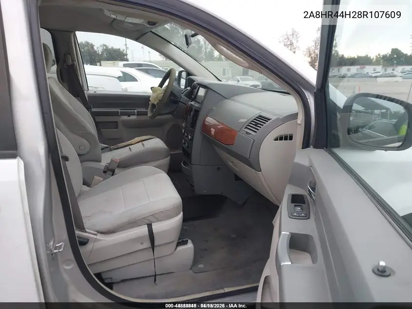 2A8HR44H28R107609 2008 Chrysler Town & Country Lx