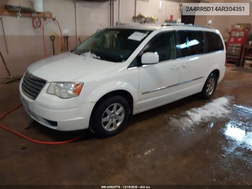 2A4RR5D14AR304351 2010 Chrysler Town & Country Touring