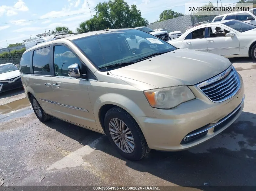 2011 Chrysler Town & Country Limited VIN: 2A4RR6DG8BR682488 Lot: 39554195