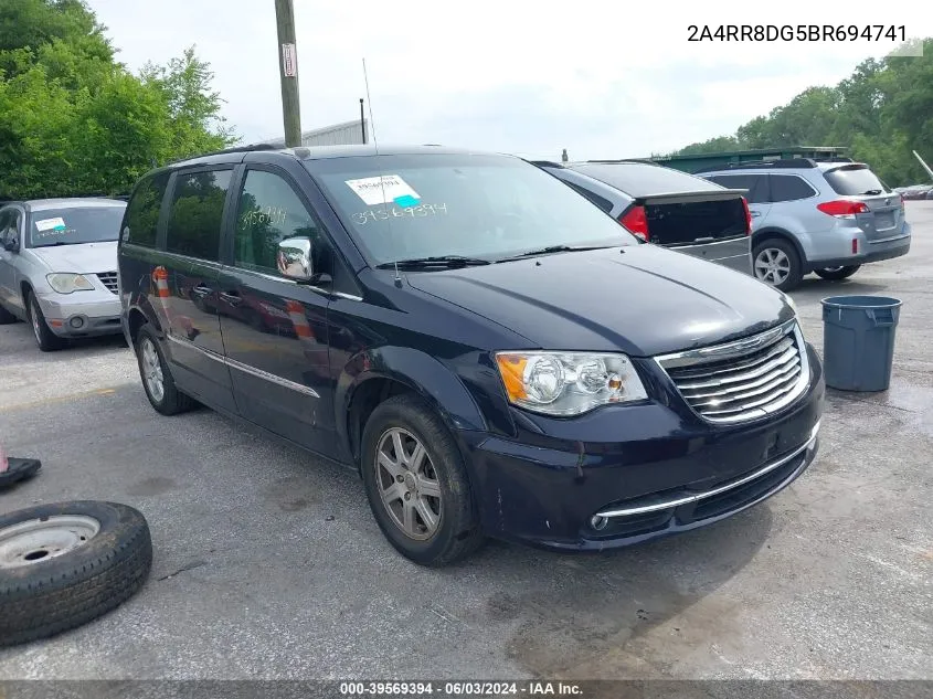 2011 Chrysler Town & Country Touring-L VIN: 2A4RR8DG5BR694741 Lot: 39569394