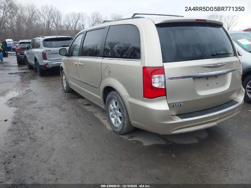 2A4RR5DG5BR771350 2011 Chrysler Town & Country Touring