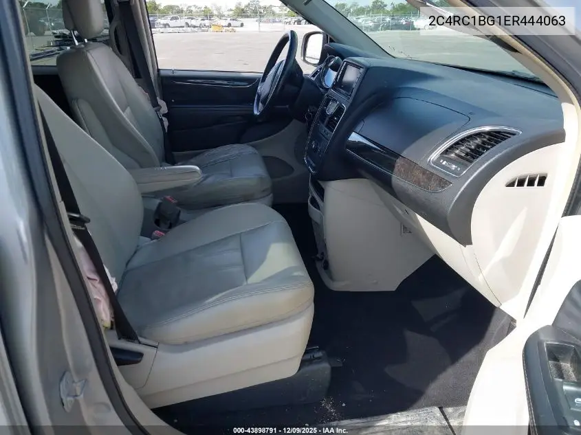 2C4RC1BG1ER444063 2014 Chrysler Town & Country Touring