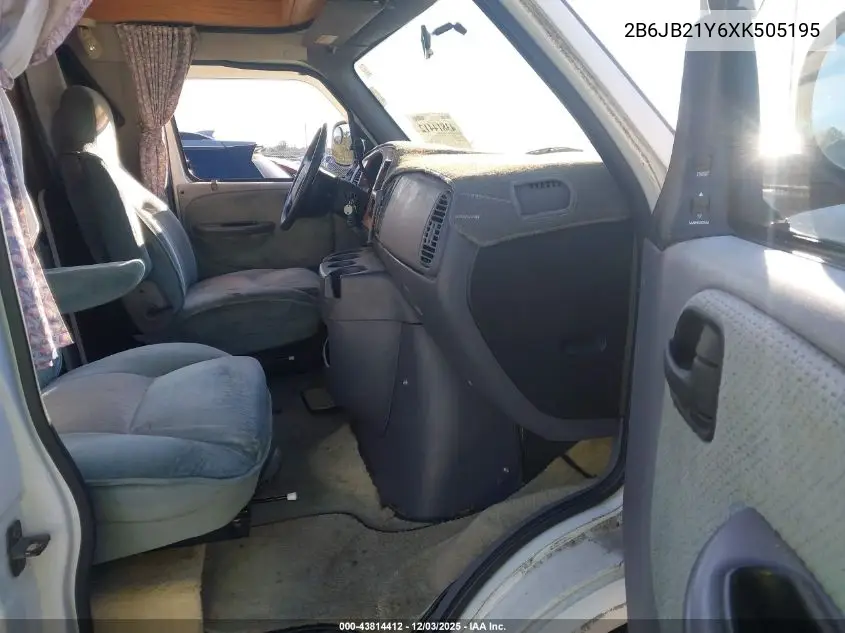 2B6JB21Y6XK505195 1999 Dodge Ram Van 2500 Commercial/Conversion