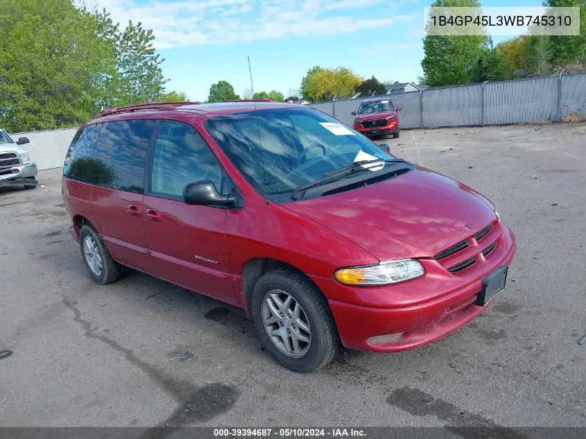 1998 Dodge Caravan Se VIN: 1B4GP45L3WB745310 Lot: 39394687