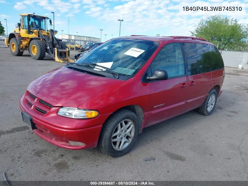 1998 Dodge Caravan Se VIN: 1B4GP45L3WB745310 Lot: 39394687