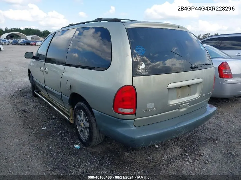 1999 Dodge Grand Caravan Se VIN: 2B4GP44G4XR228296 Lot: 40168466