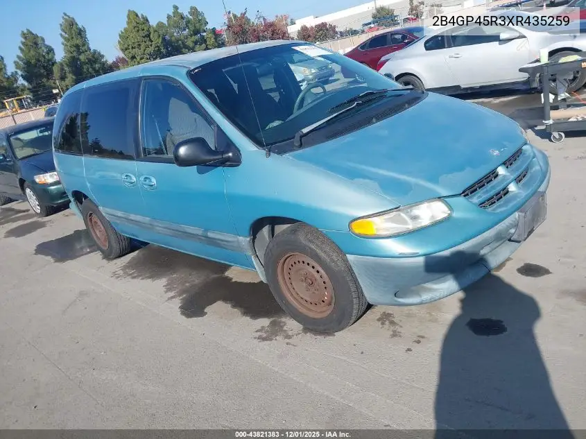 2B4GP45R3XR435259 1999 Dodge Caravan Se
