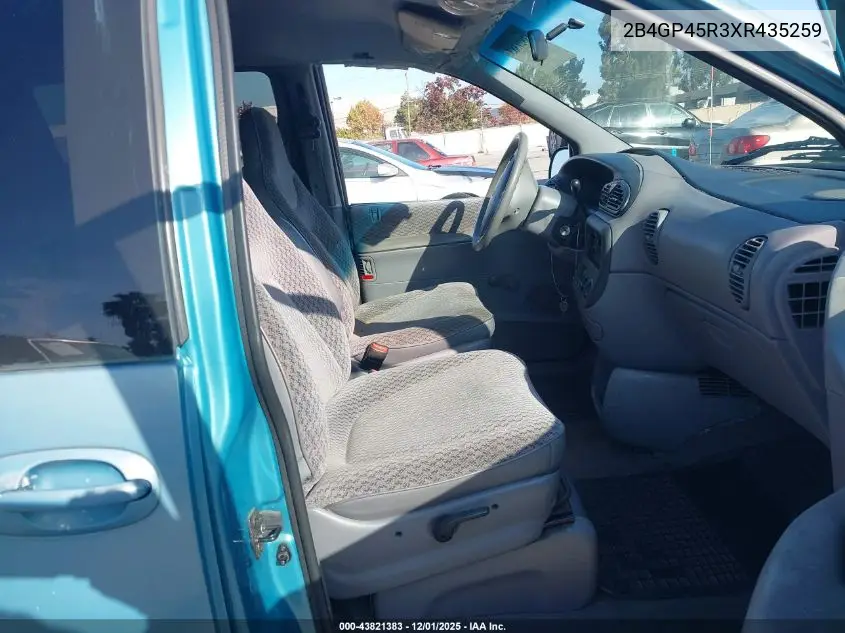 2B4GP45R3XR435259 1999 Dodge Caravan Se