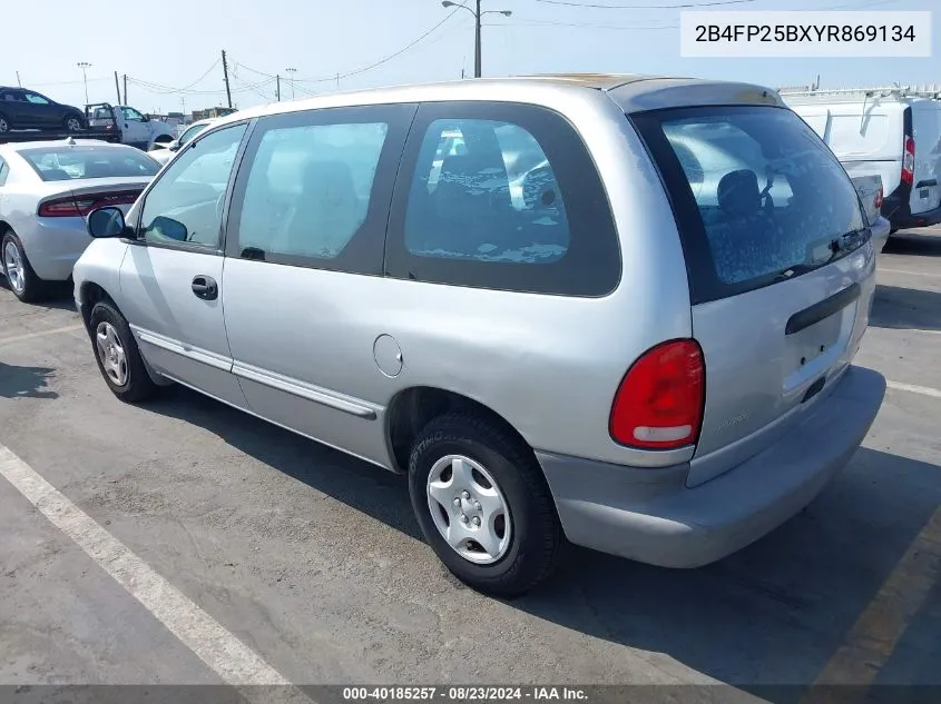 2000 Dodge Caravan VIN: 2B4FP25BXYR869134 Lot: 40185257