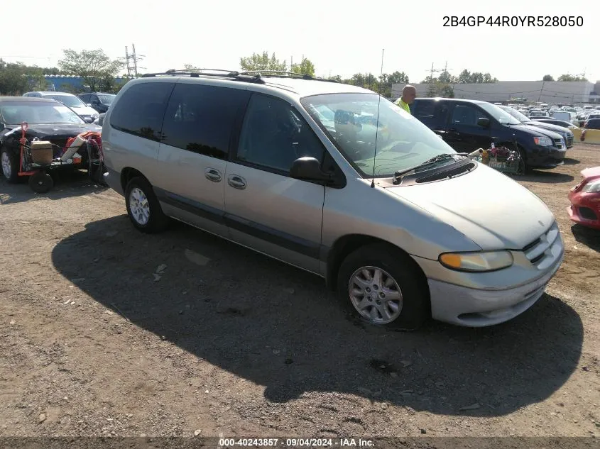 2000 Dodge Grand Caravan VIN: 2B4GP44R0YR528050 Lot: 40243857