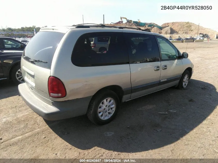 2000 Dodge Grand Caravan VIN: 2B4GP44R0YR528050 Lot: 40243857