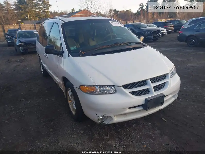 1B4GT74L6YB699957 2000 Dodge Grand Caravan Es