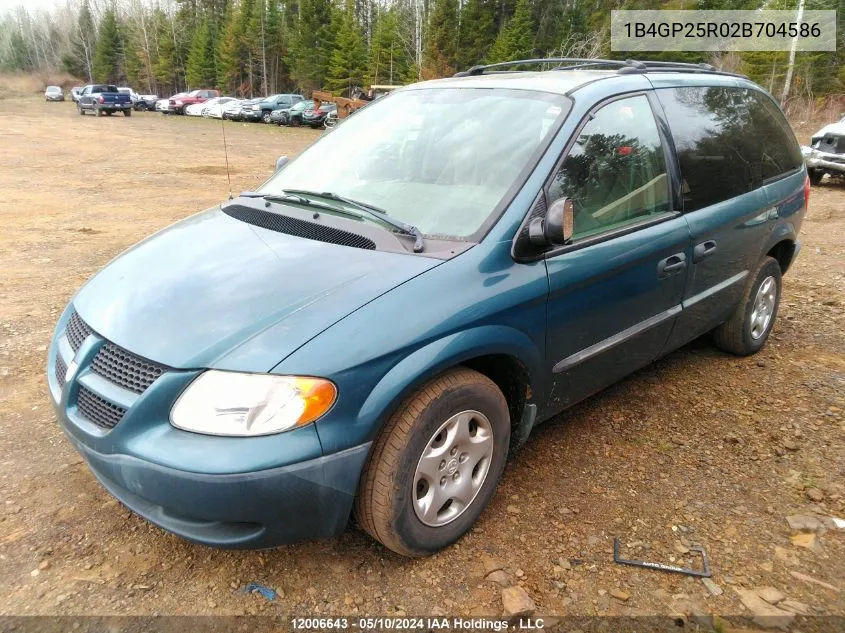 1B4GP25R02B704586 2002 Dodge Caravan