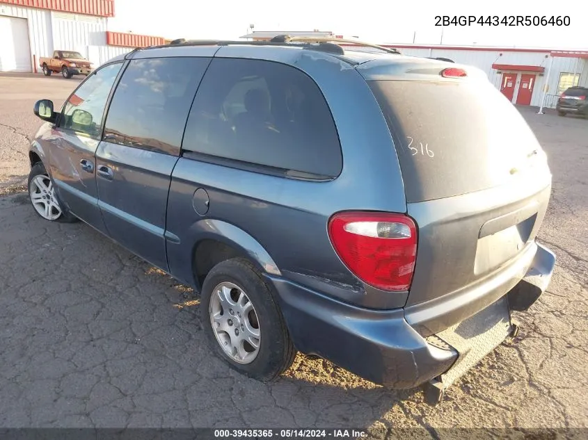 2002 Dodge Grand Caravan Sport VIN: 2B4GP44342R506460 Lot: 39435365