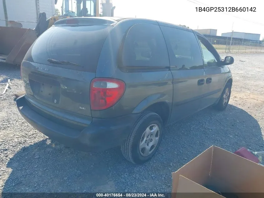 1B4GP25312B660142 2002 Dodge Caravan Se