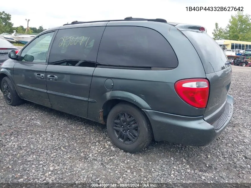 2002 Dodge Grand Caravan Sport VIN: 1B4GP44332B627642 Lot: 40301749