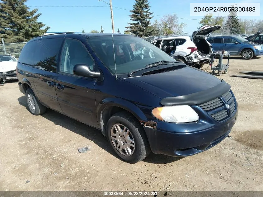 2005 Dodge Grand Caravan Se VIN: 2D4GP24R05R300488 Lot: 30038564