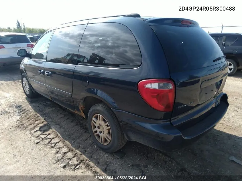 2005 Dodge Grand Caravan Se VIN: 2D4GP24R05R300488 Lot: 30038564